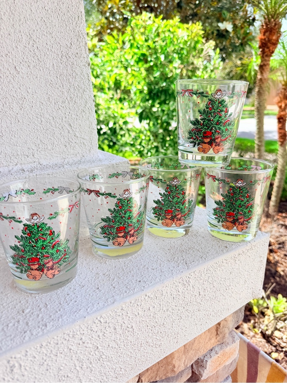 Set 5 1989 Holiday Short Tumbler Glasses Christmas Tree Teddy Bears-org. Price T